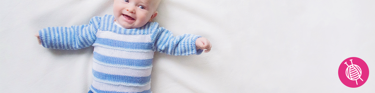 Pull pour bébé en coton Essentials - Patron de tricotage gratuit